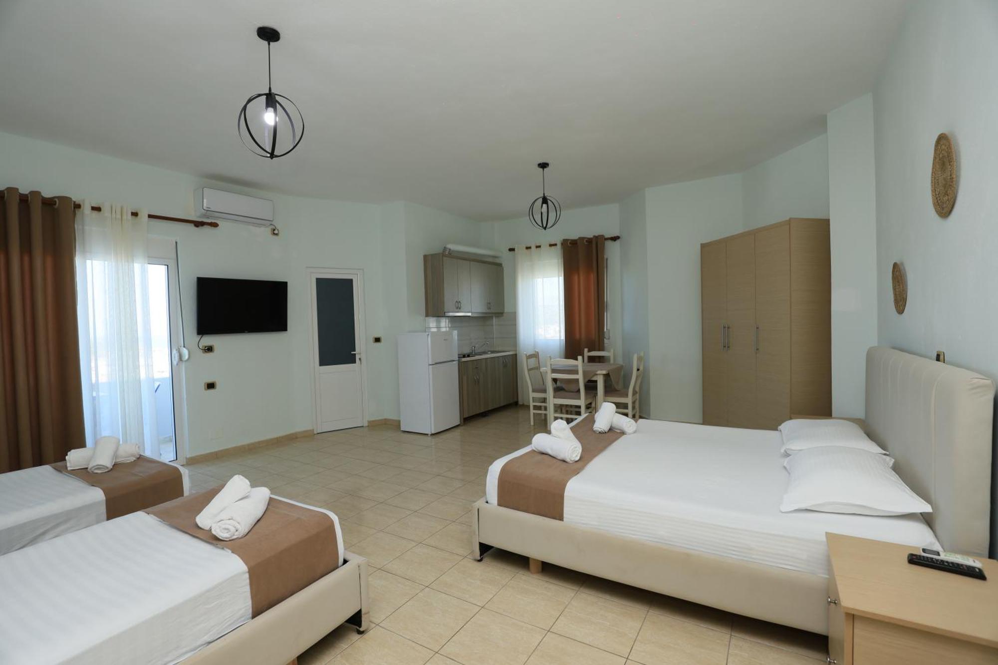 Michelle Apartments Ксамил Экстерьер фото
