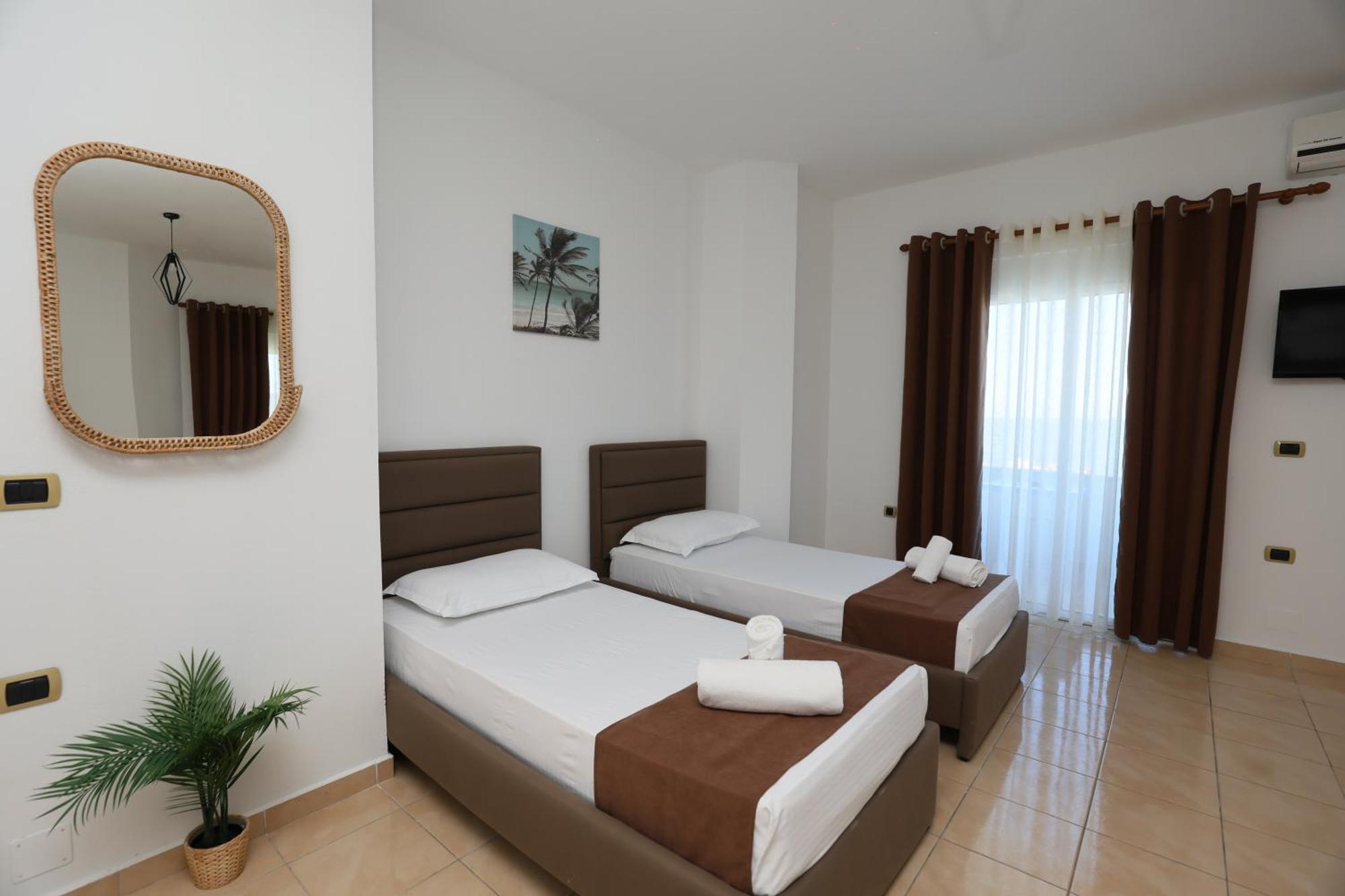 Michelle Apartments Ксамил Экстерьер фото