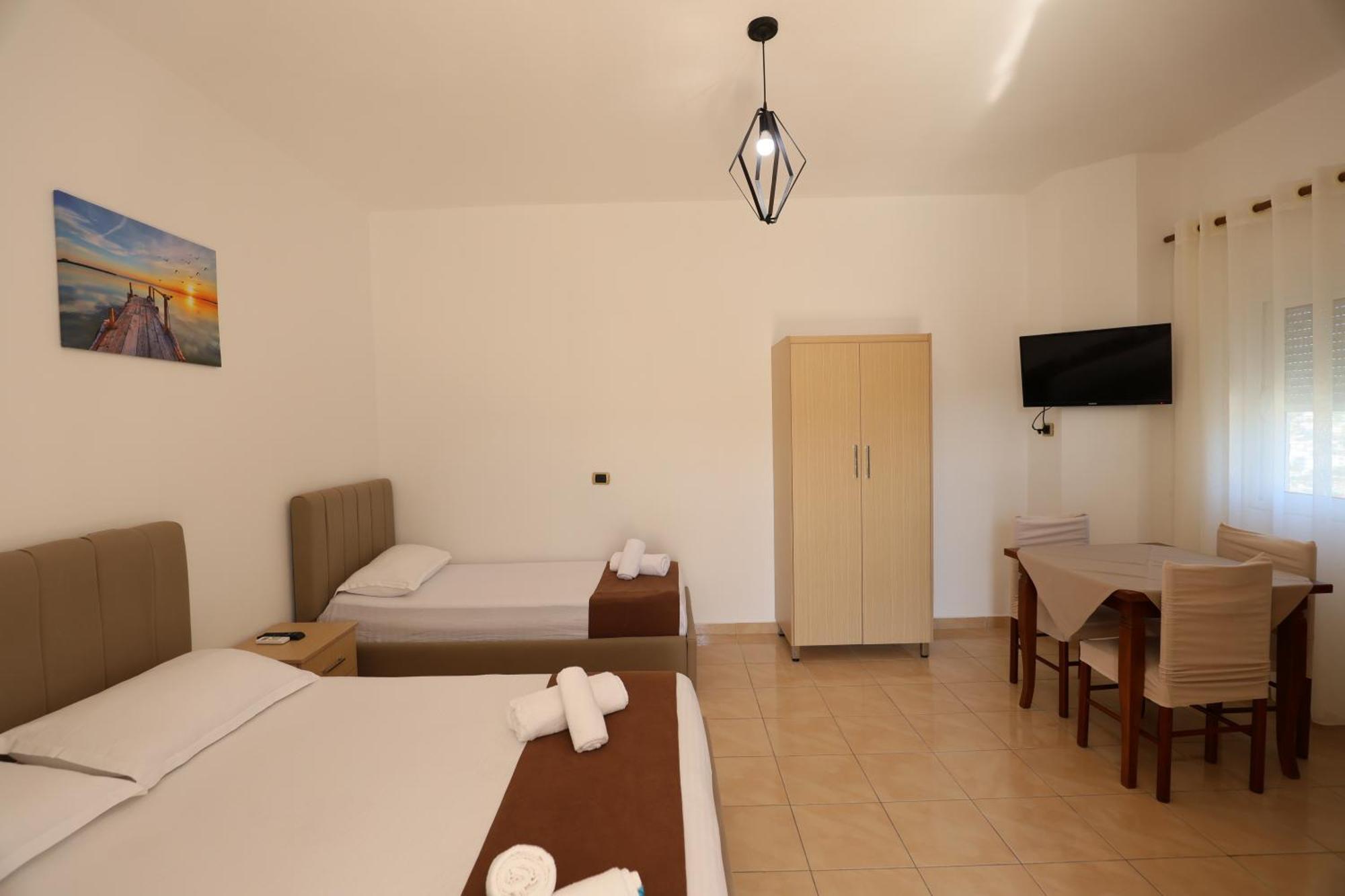 Michelle Apartments Ксамил Экстерьер фото