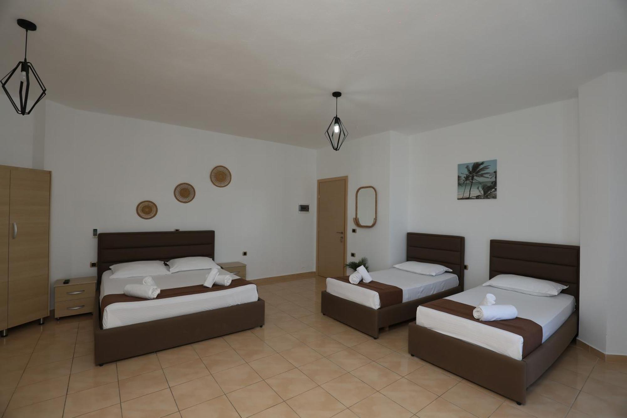 Michelle Apartments Ксамил Экстерьер фото