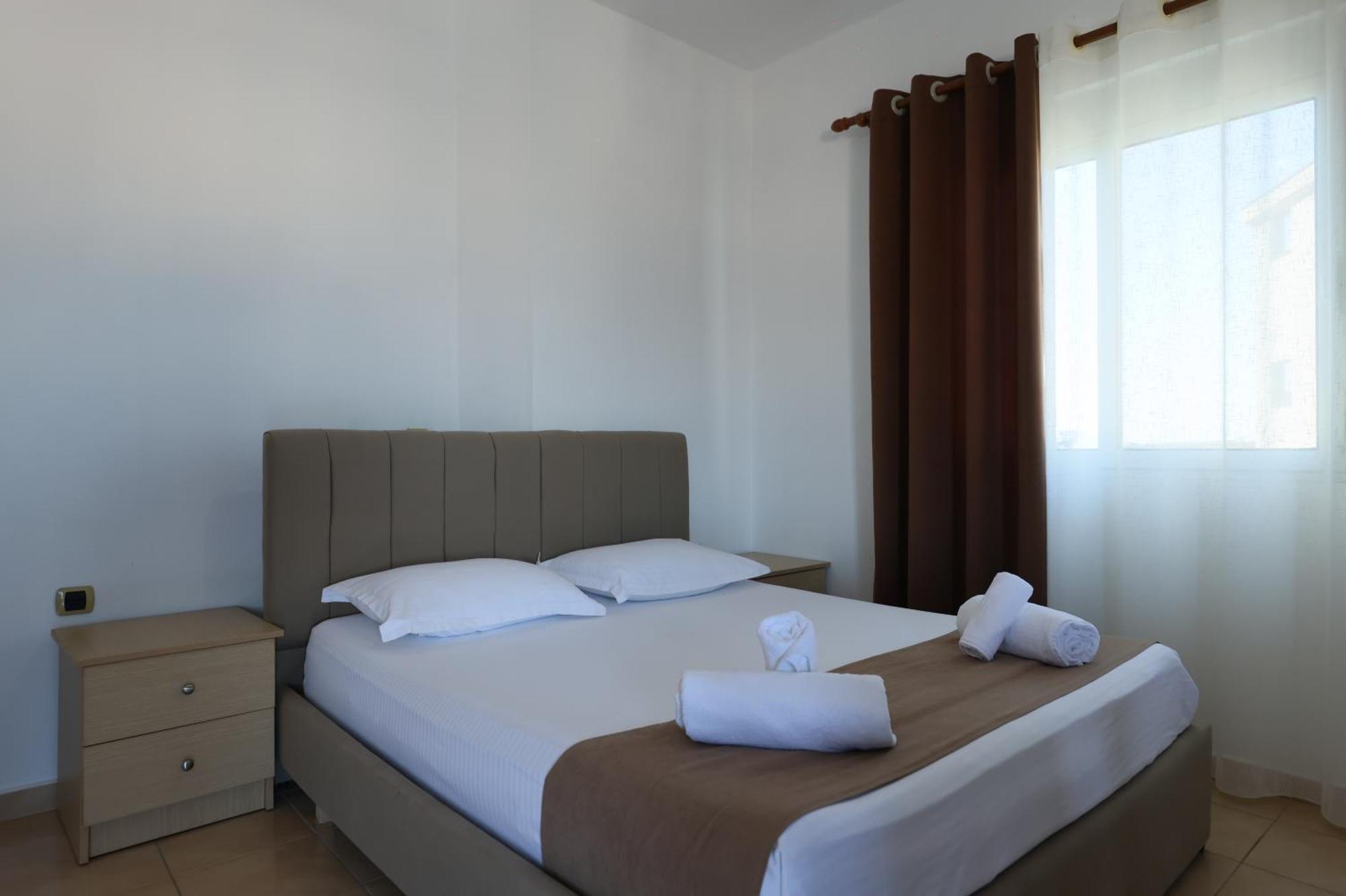 Michelle Apartments Ксамил Экстерьер фото